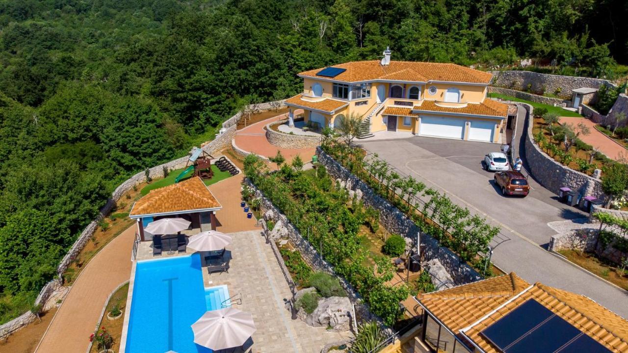 Apartments Villa Bv Opatija Extérieur photo