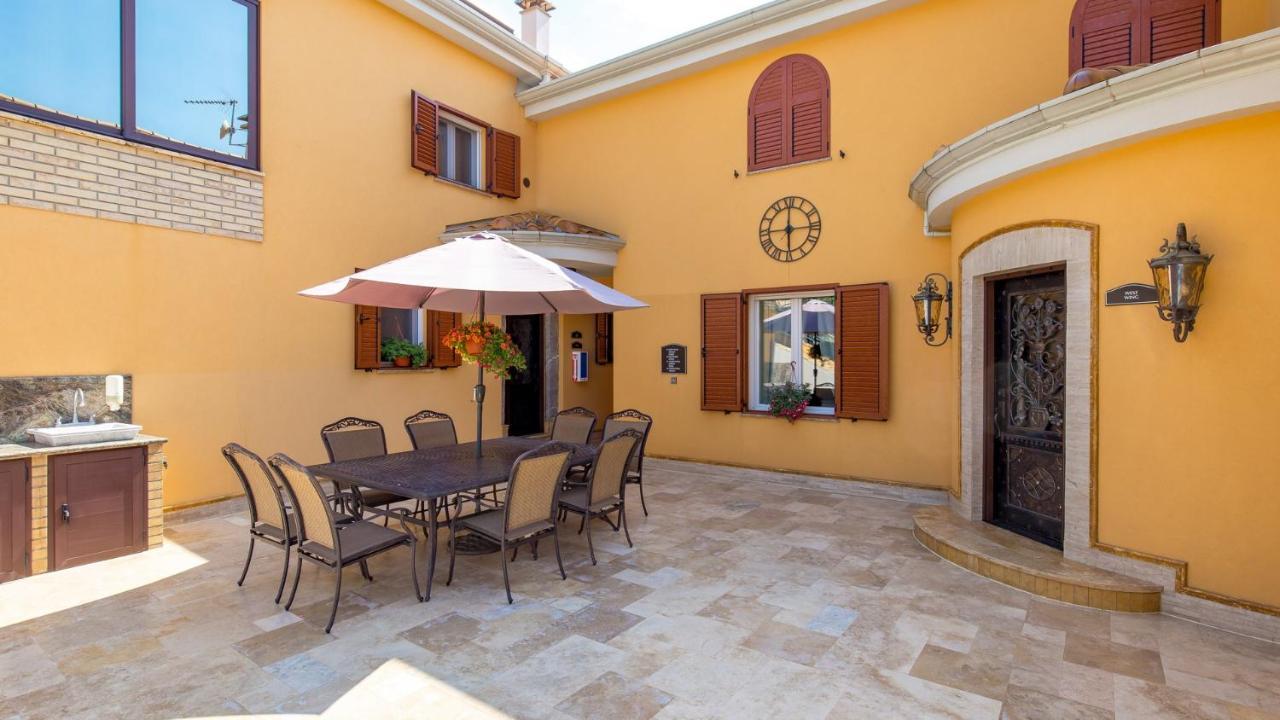 Apartments Villa Bv Opatija Extérieur photo