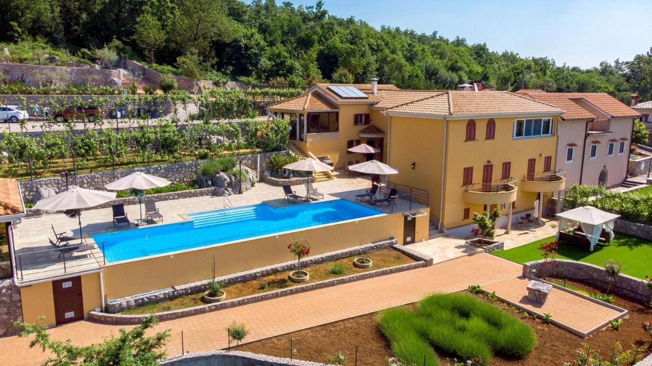 Apartments Villa Bv Opatija Extérieur photo