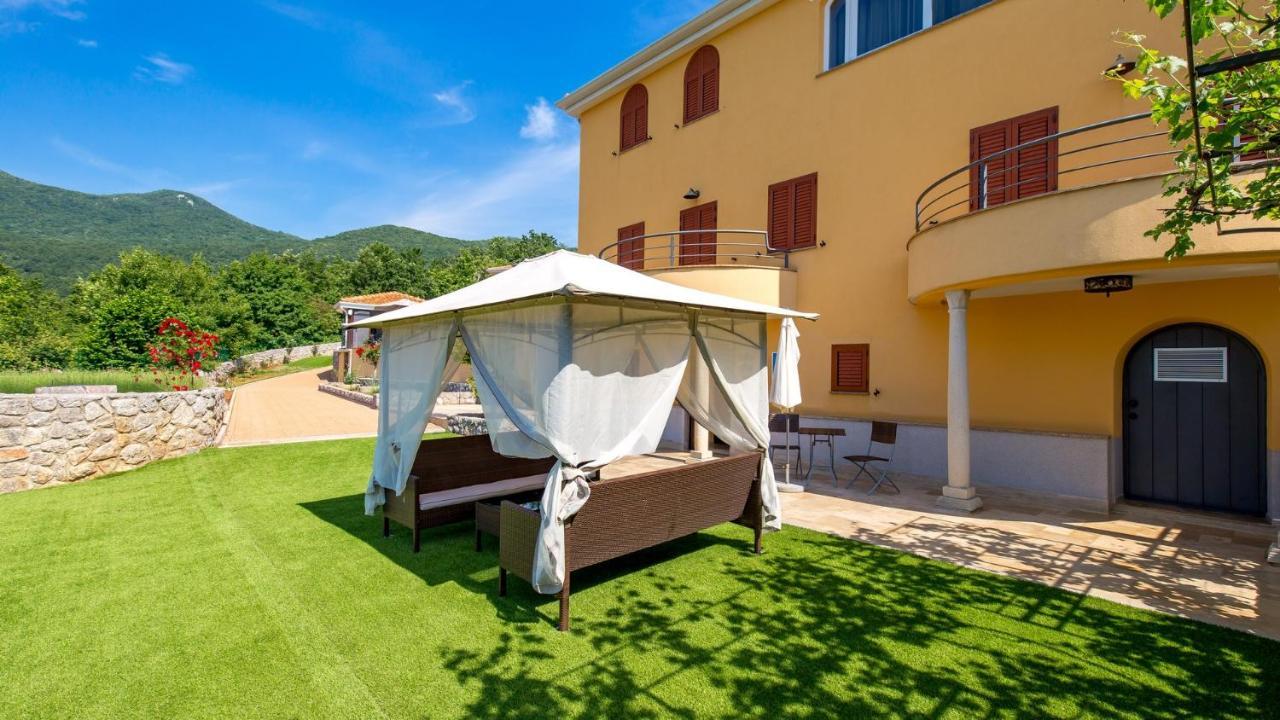 Apartments Villa Bv Opatija Extérieur photo