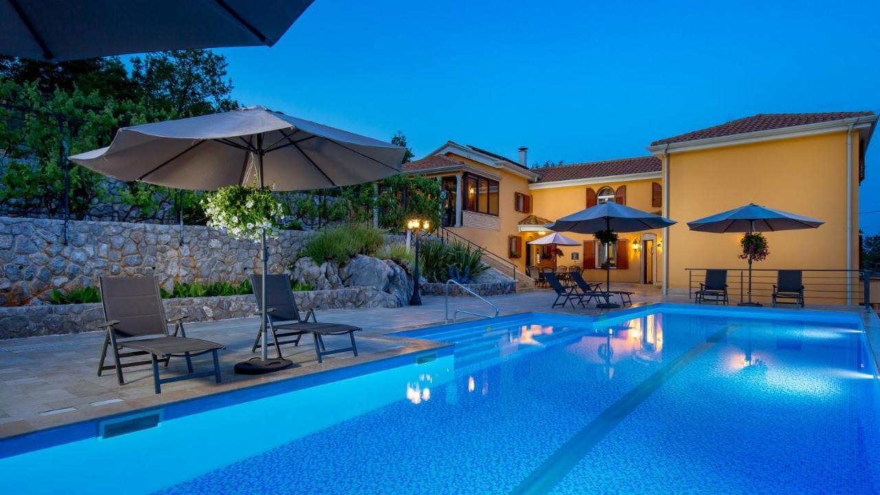 Apartments Villa Bv Opatija Extérieur photo
